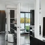 Royal 4*