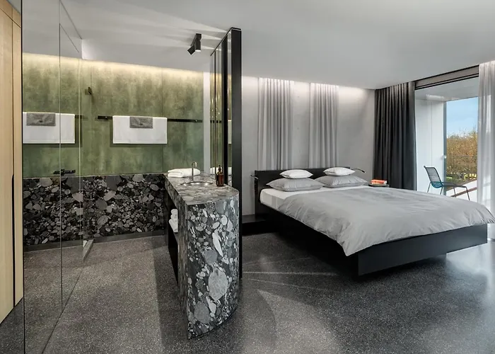 Apart-hotel Royal 4*
